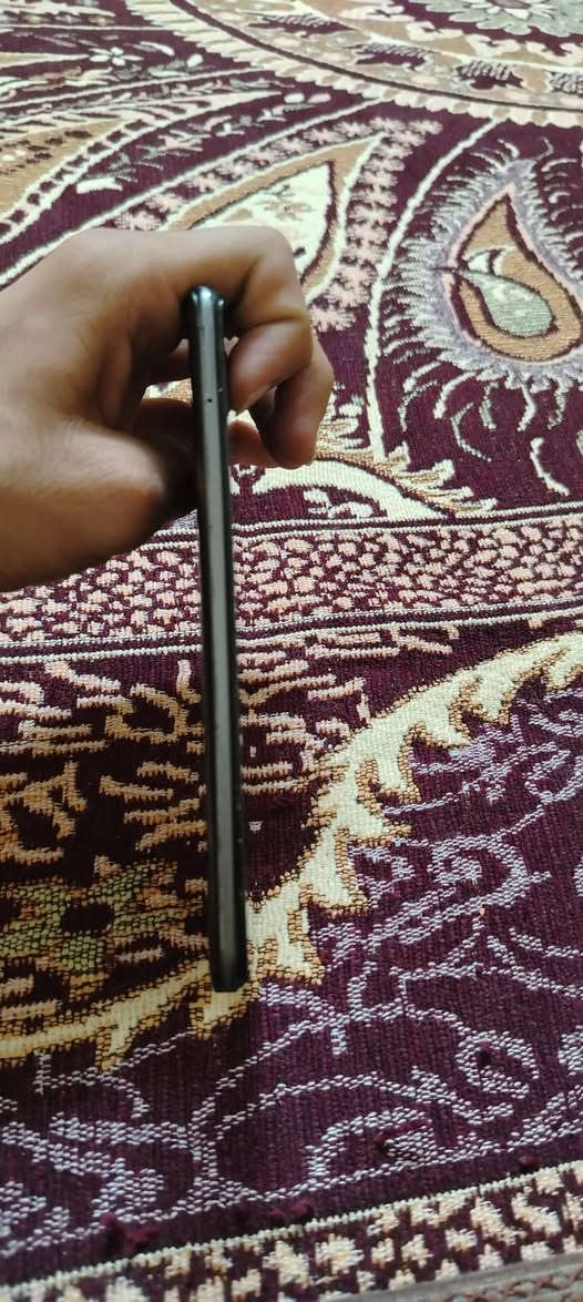 ريلمي 8شرط كلو بلادي بس ابدل شاشه ذاكره 128 رام 8+8 واتساب مالي ***********
