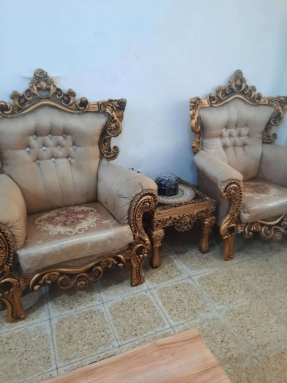 تخم قنفات ملكي عشر مقاعد مع طبلات نقش كلش حلوو للبيع ب ٤٠٠ وبي مجال بسيط


**إذا كنت صاحب هذا الإعلان وتريد حذفه لأي سبب، رجاءا أرسل رسالة إلى الدعم الفني**