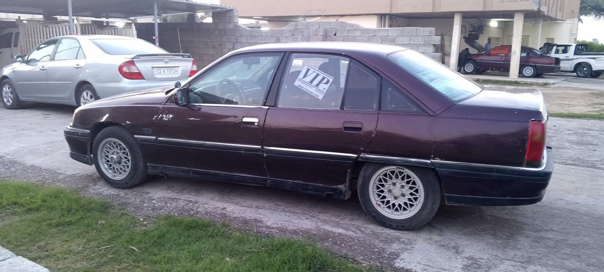 سلام عليكم سياره اوبل موديل 92 رقم انبار بسمي سنويه 2030تحويل ثاني يوم السياره حلوه تخم تاير محرك كير خير من الله كير عادي السكن قضاء الكرمه ناحية الخيرات السعر 27وبيها مجال حك الجيه رقم الهاتف ***********
***********
