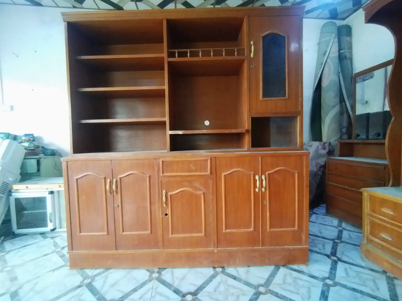 كل واحد وسعره ***********
