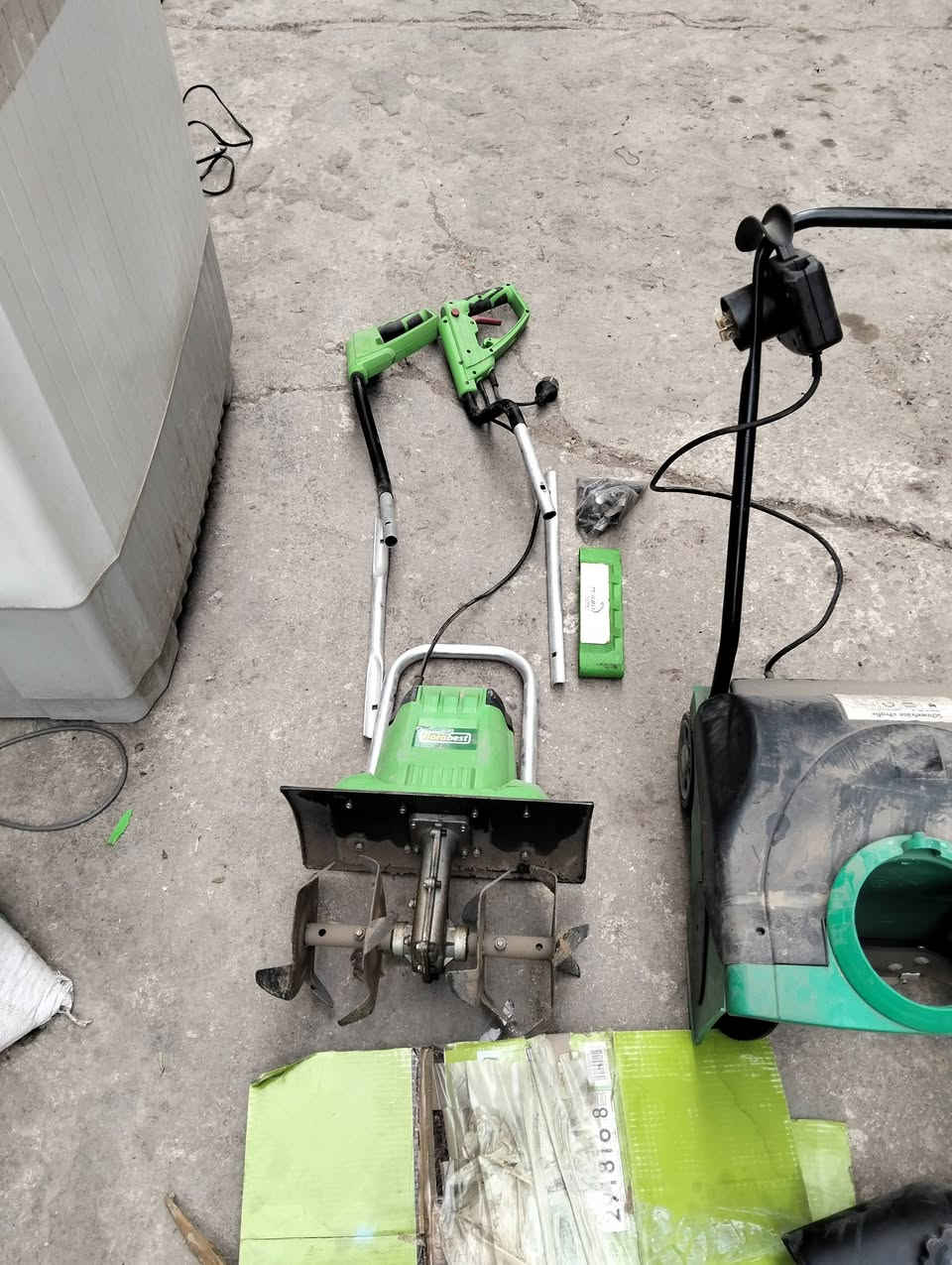 للبيع غراض زراعية
للبيع سعر 25الف 
مكاني بغداد البلديات


**إذا كنت صاحب هذا الإعلان وتريد حذفه لأي سبب، رجاءا أرسل رسالة إلى الدعم الفني**