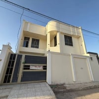 يا الله السلام عليكم دار للبيع مساحه 200 متر طابقين يحتوي على 5غرف الط...