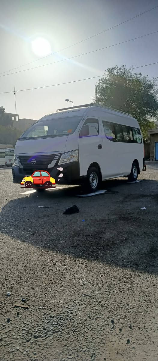 سلام وعليكم نيسان البيع موديل  2024 كفاله عامه سعر 295 بيه مجال *********** هذا رقمي  ملاحضه بس شخط بصيط موجود بصوره
