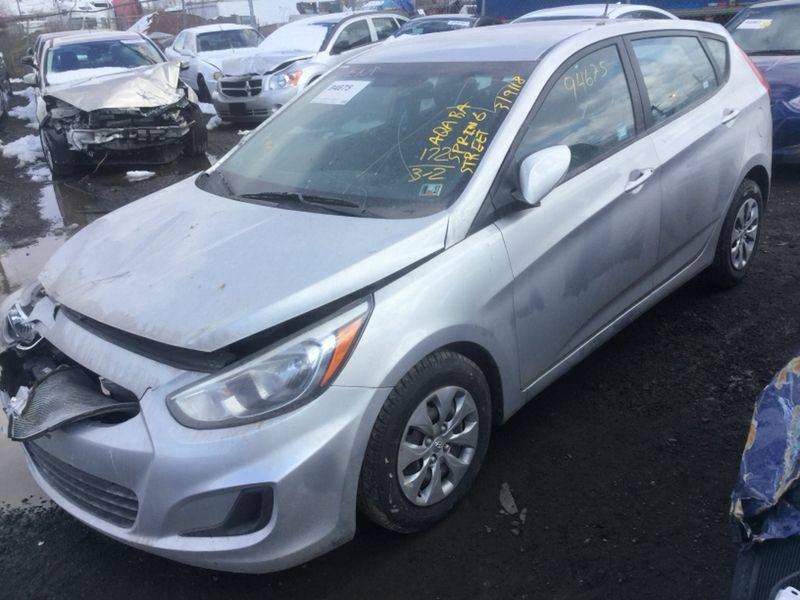 للبيع او مراوس بصول او سيارة عاليه
اكسنت امريكي هاج باك 2016
بدون تبديل بدون ايرباگ بدون صبغ 
ضرر خفيف جدا موجودة بالمنشور
بيها رصعه صغيرة بالتكمه اثناء التحميل من امريكا 
ما بيها حادث بالعراق فقط حادث اميركا
مكينة 1600 كفالة ( بدون تبخير ولا تنقيص ولا دوانز )
كير تبريد تدفئة كفالة
السيارة باسمي
استعمال شخصي و نظيفة جدا كشر و غرفة
رقم بابل مكانها بابل
اراوس بصول 23 او 24 او سيارة عالية وتاخذ الفرق نقدي وبالدولار 💵 

خاص او واتساب

***********
