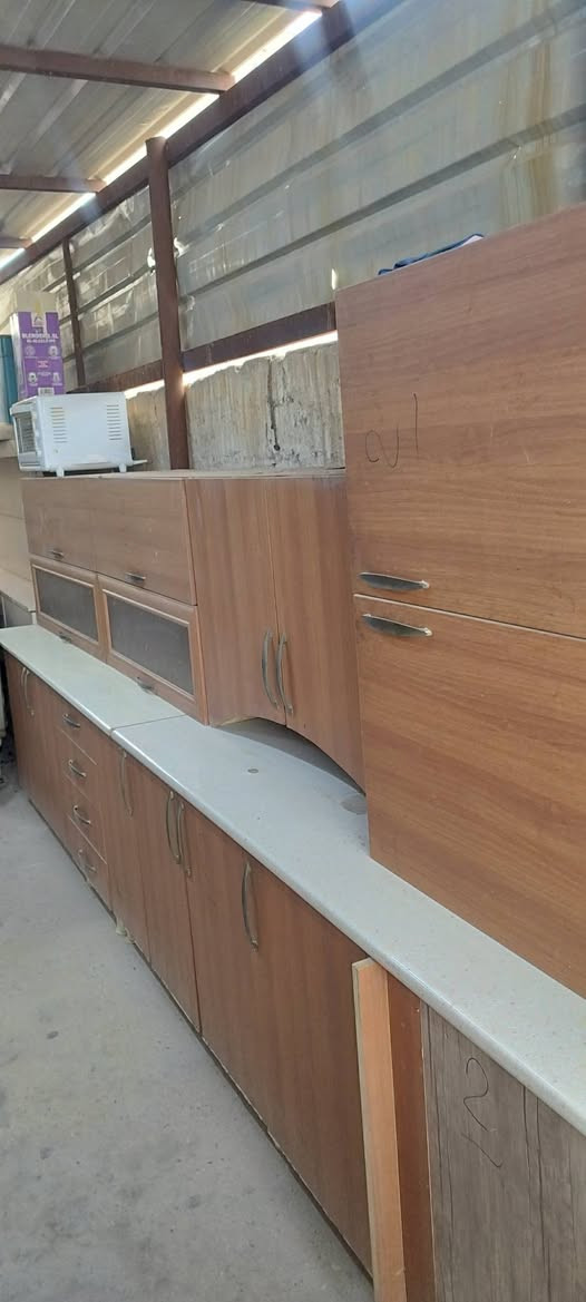 تصفية محل باسعار مناسبه
العنوان الديوانية الاسكان مقابيل المعهد الفني معرض ام يوسف 
***********
