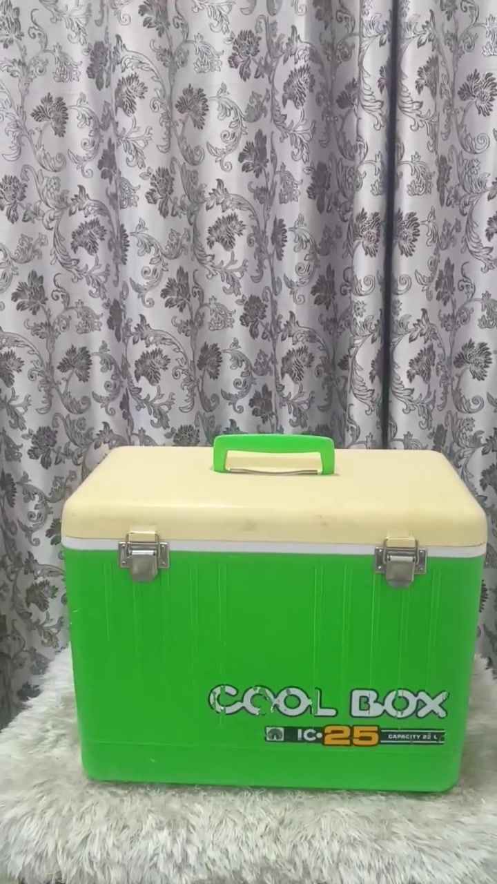 السلام عليكم ورحمه الله وبركاته جبنالكم تحفه فنيه احلا كول بوكس الون الاخضر حجم 25لتر النظافه جدن عاليه فقط بي فطر بسيط بل قبق بدون ملحقات للبيع السعر خاص مكاني موصل يوجد توصيل جميع محافظات العراق وا هذا رقمي للتواصل ***********
