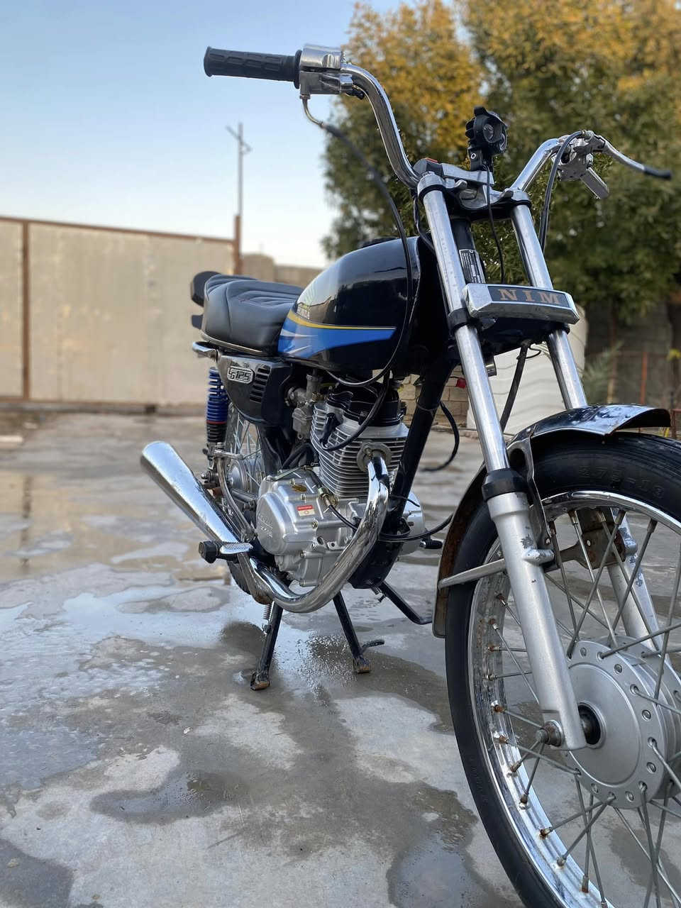 دراجه  سيجي ايراني محرك صاله شهر من مشدود جديدة كلش دراجه للبيع دراجه حلوه نصبتها  شلعه ومعدل صاروخ   بس كلك اكفلها الك من سرقه لان دراجه قديمه عندي للتصال هذا رقمي عنوان بغداد نهروان  ***********
