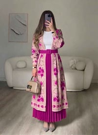 سويت • طقم ملابس • ثلاث قطع • ملابس نسائية • ملابس مشجره