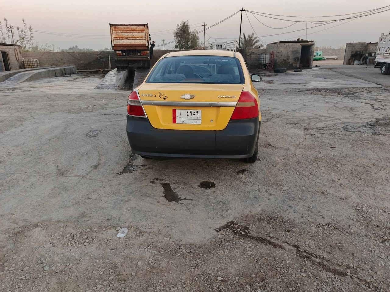 السلام عليكم للبيع افيو موديل 2009 سنويه 30 مكينه جديده سعر40بيه مجال بعقوبه تقاطع عبدالله بن علي رقم ***********
