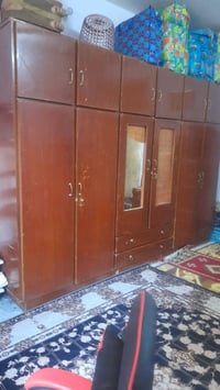 قنفه • ميز مع ٣ كراسي • الاعظمية بغداد