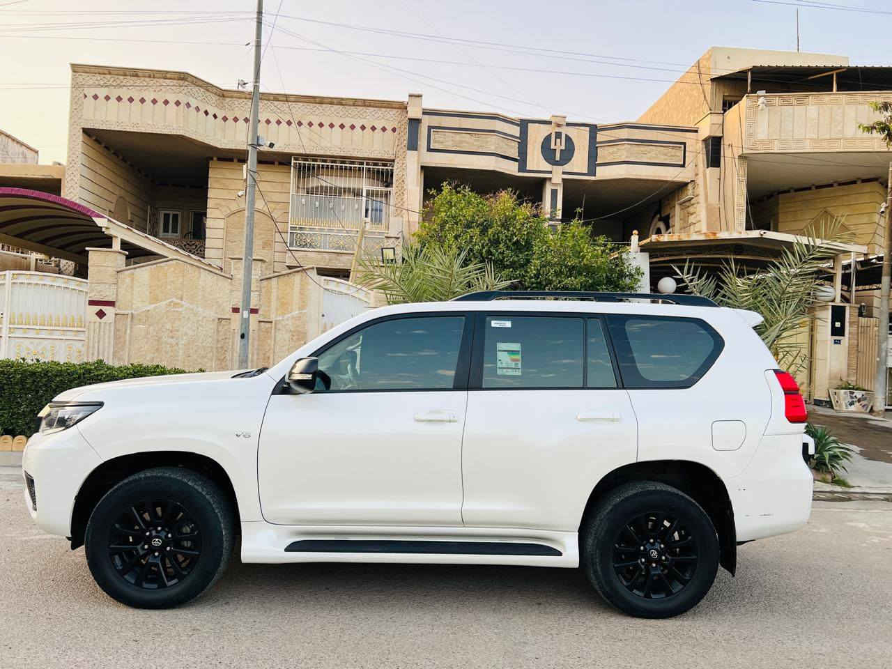 سلام عليكم برادو
مديل 2023 اربيل بأسمي تحويل ثاني يوم 

فئة Txs. فول موصفات 
كفالة عامة 
كير مكينة مكفولة 
سيارة ماشية.  85 الف 
سعر 470 وبيها مجال 
***********  اتصل او واتساب 
 مكان سيارة بغداد
