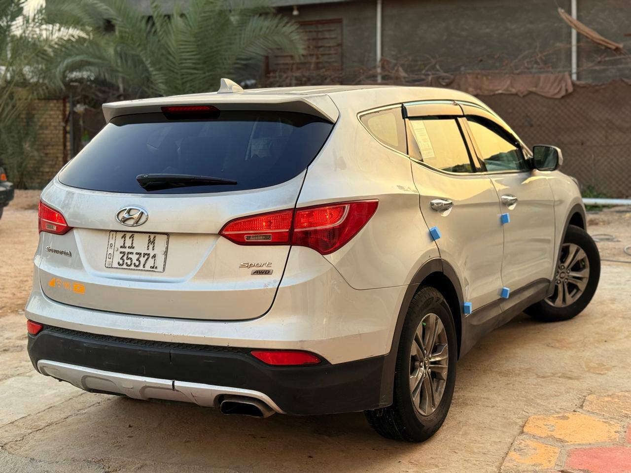 السلام عليكم رمضان كريم 🌙
للبيع هونداي سنتافي 2013 جديده السياره مكينه وكير وحداديه جدد 
 تبريد قطعتين ثلج ❄️ تخم تاير جديد تخم لايت زنون جديد رقم بغداد انگليزي سنويه بسمي لل31  بيها 3 قطع صبغ فقط الباقي مكفول شواصي ولغود وبچم مكفولات سياره جديده ومابيها أي نقص السعر 119 بيها مجال بيع مستعجل عنوان بابل ***********
