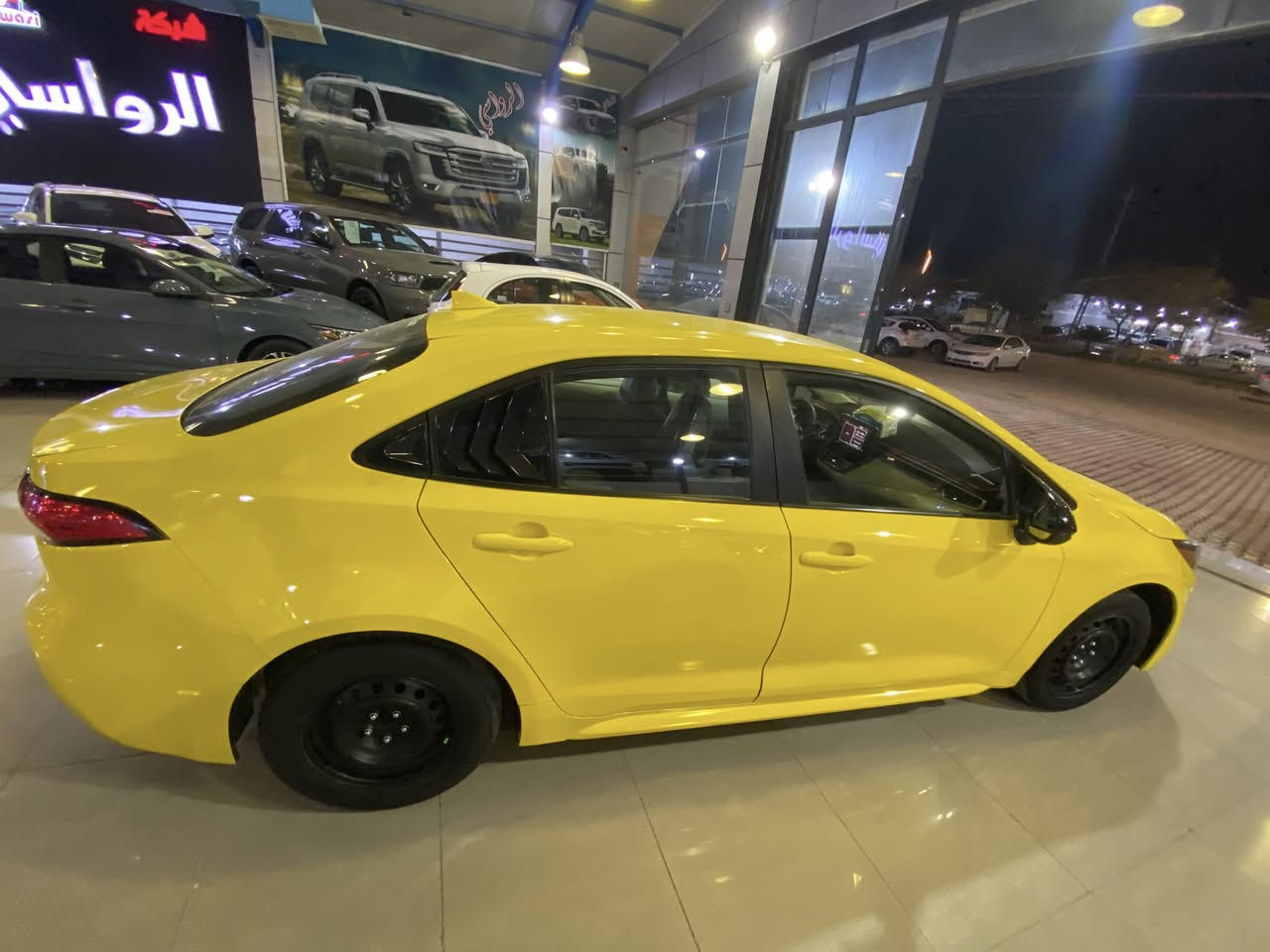 السلام عليكم 
كورلا 2022 Le رقم كركوك خصوصي باسمي سنوية جديدة رقم دولي جديد  سيارة جاهزة و مابيها نقص 
حادثها فقط جاملغ و بنيد 
ماشية 30000 مايل
***********
