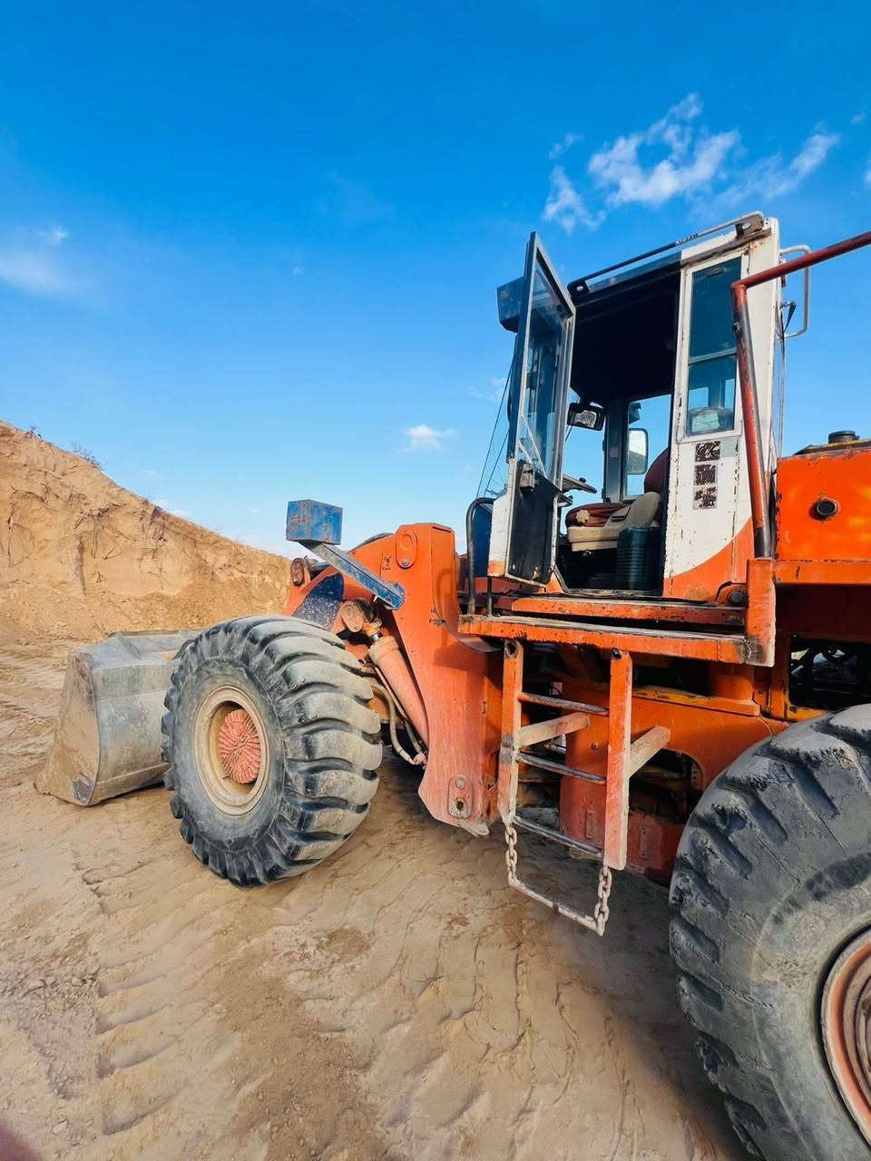 السلام عليكم، 
شفل للبيع نوع سامسونگ samsung
نضيف، محرك وگير شرط 
ما ناقصو اي شي 
مضخات نضيقه 
جگات نضيفه ماكو اي نضوح 
شفل نضيف•
السعر دفتر 135 وبي مجال للشراي
باقي التافصيل خاص
او اتصل على الرقم الاتي•
***********
