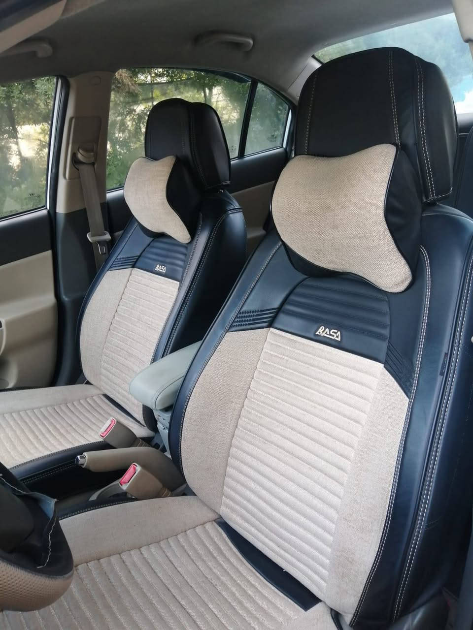 اكسنت 2011 بدون ضرر بدون صبغ شرط مكينه وكير السعر 110 بيها مجال بسيط ***********
