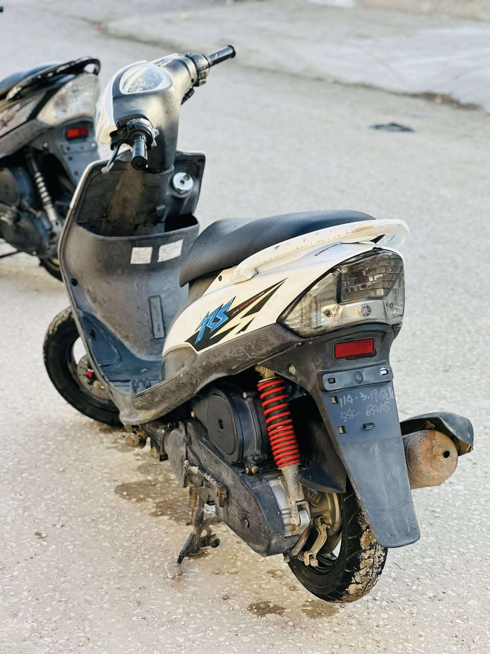 دراجه ماكس للبيع فقط
الدراجه صارلها اقل الشهر ونص طالعه من وكيل من معرض سيد وسام العوادي الدراجه شكد ما اكول عليههاا ناعمه وسياقتها هادئه اظلمهاا شلعه تشلع شلع ومعدل طيران كامله من كلشي مابيها كل نقص مابيها بلاديه من طول لطول مابيها برغي تجاري لين نزلتها بيدي وبانزين مامخليلها غير المحسن باقي التفاصيل خاص او اتصل او واتساب *********** باقي مكانها بابل كفل
