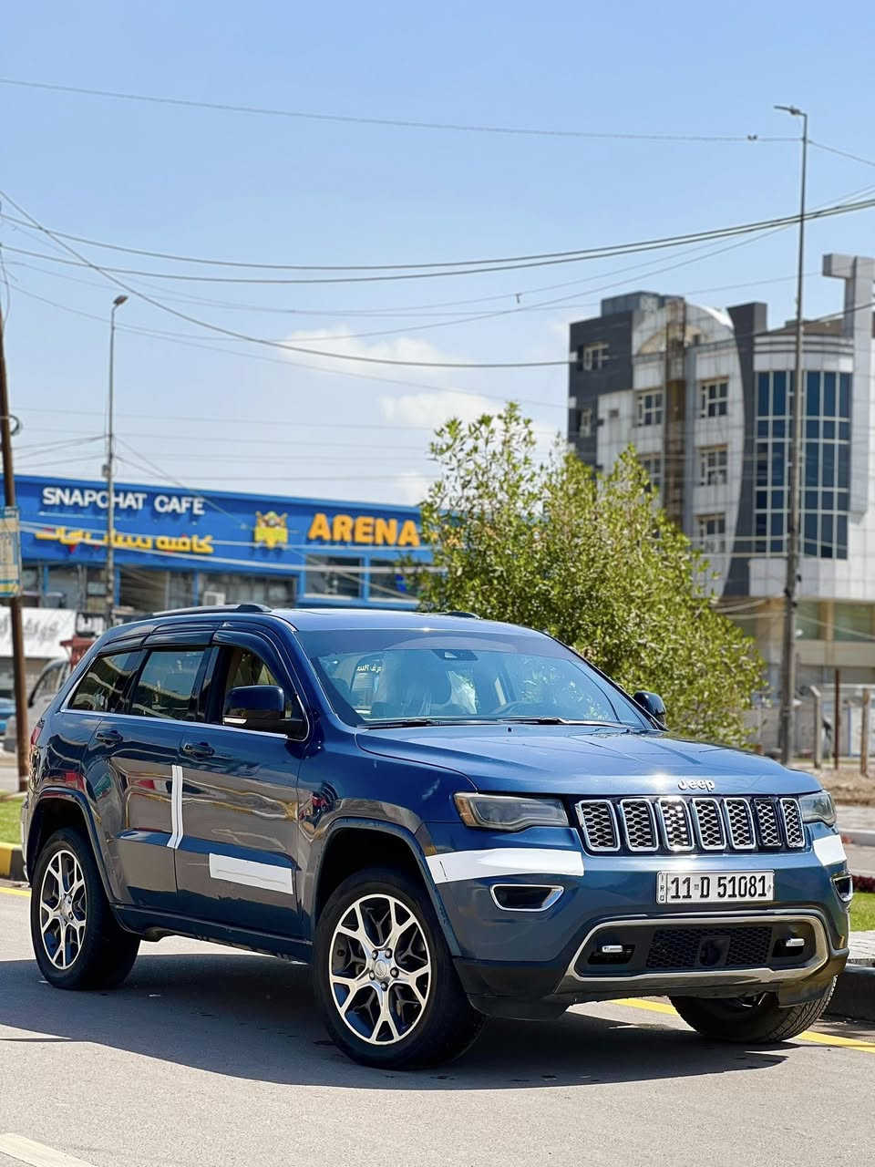 يالله سلام عليكم
الوحش للبيع 19 اوفر لاند 
 فول الفول جكات تصعد وتنزل 
لون حلو بحري مميز 
سيارة جديدة ولله ونضيفة 
سعرها مناسب ولشراي عيوني الة 
رقم بغداد. بسمي حادثها سرقة بسيط مكاني بغداد *********** 
ماشية 87mi
