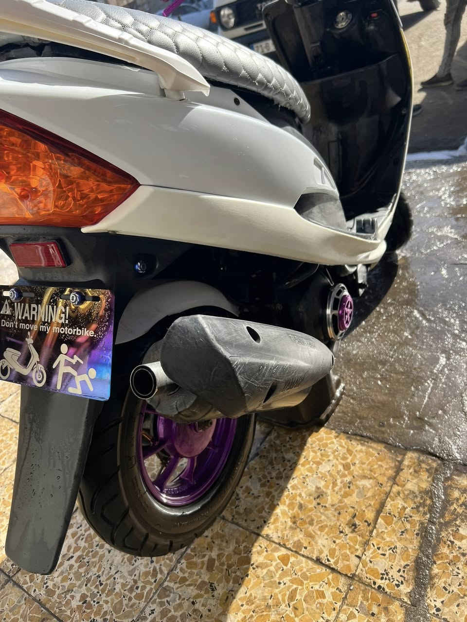 سلام عليكم ماكس عدله البيع دراجه كلشي مزود بيه مكينه 55كلجات امامي وخلفي رياضي ويلات رياضي ثقيل كفرات أربعه ولف مختنكه من تزويد سعر 750وبيه مجال عنوان بصره ابو الخصيب حمدان رقم ***********
