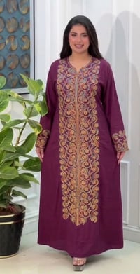 اسود • وردي • زيتوني