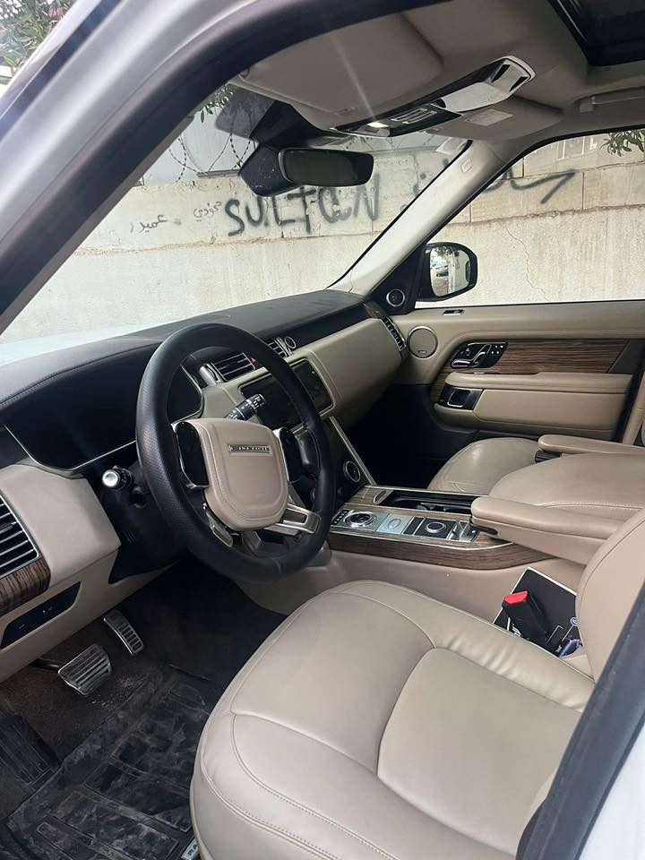 سلام عليكم رانج موديل 19 فول موصفات كفاله عامه السياره  رقم بغداد الانكليزي محرك سته سلندر سوبر جارج محرك وكير كفاله عامه  السعر 45 الف الاتصال *********** ماشيه 66الف
