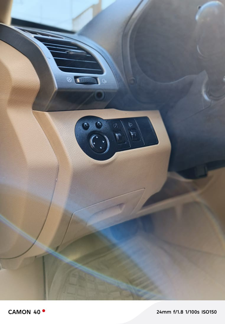 السلام عليكم للبيع شيري تيكو موديل 2012 شكل 2013 سياره جديده جدا مكفوله كفاله عامه سياره على وضع الشركة سياره بأسمي رقم انكليزي تحويل مباشر ماشيه 43 حقيقي السعر 77 وبيها مجال الرقم *********** العنوان بغداد شراي يتصل
