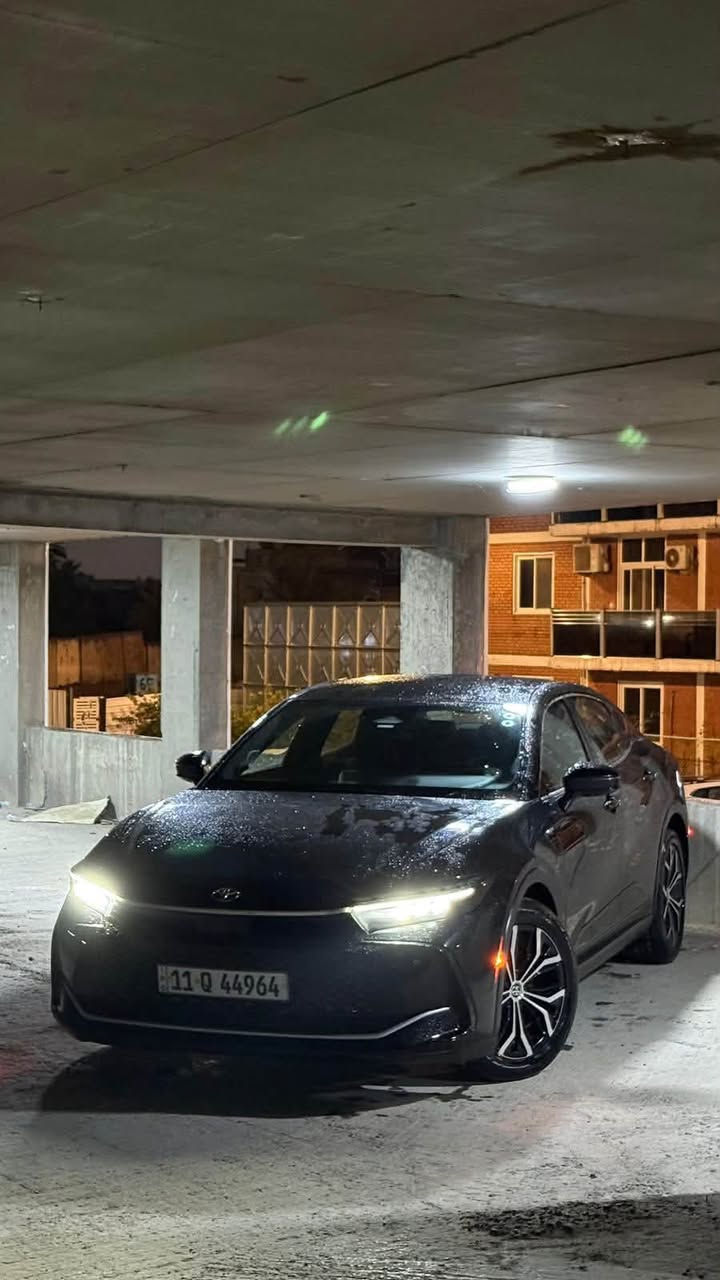 السلام عليكم
للبيع كراون موديل 2023 وارد امريكي  فول مواصفات السيارة جديدة ماشية 42 الف حادث موضح بالصورة او راجع سستم ايرباك  بلادي بانوراما  السعر 245 اوبي مجال امراوس عادي اراوس  المكان الدورة ***********

