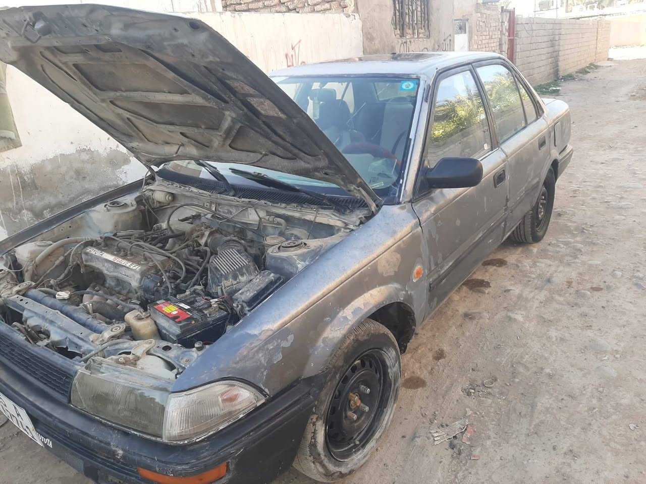 كورلا موديل 90عايزه ترتيب شويه السياره انجليزي انبار السعر 30بيه مجال شويه العنوان  سامراء اتصال ***********
