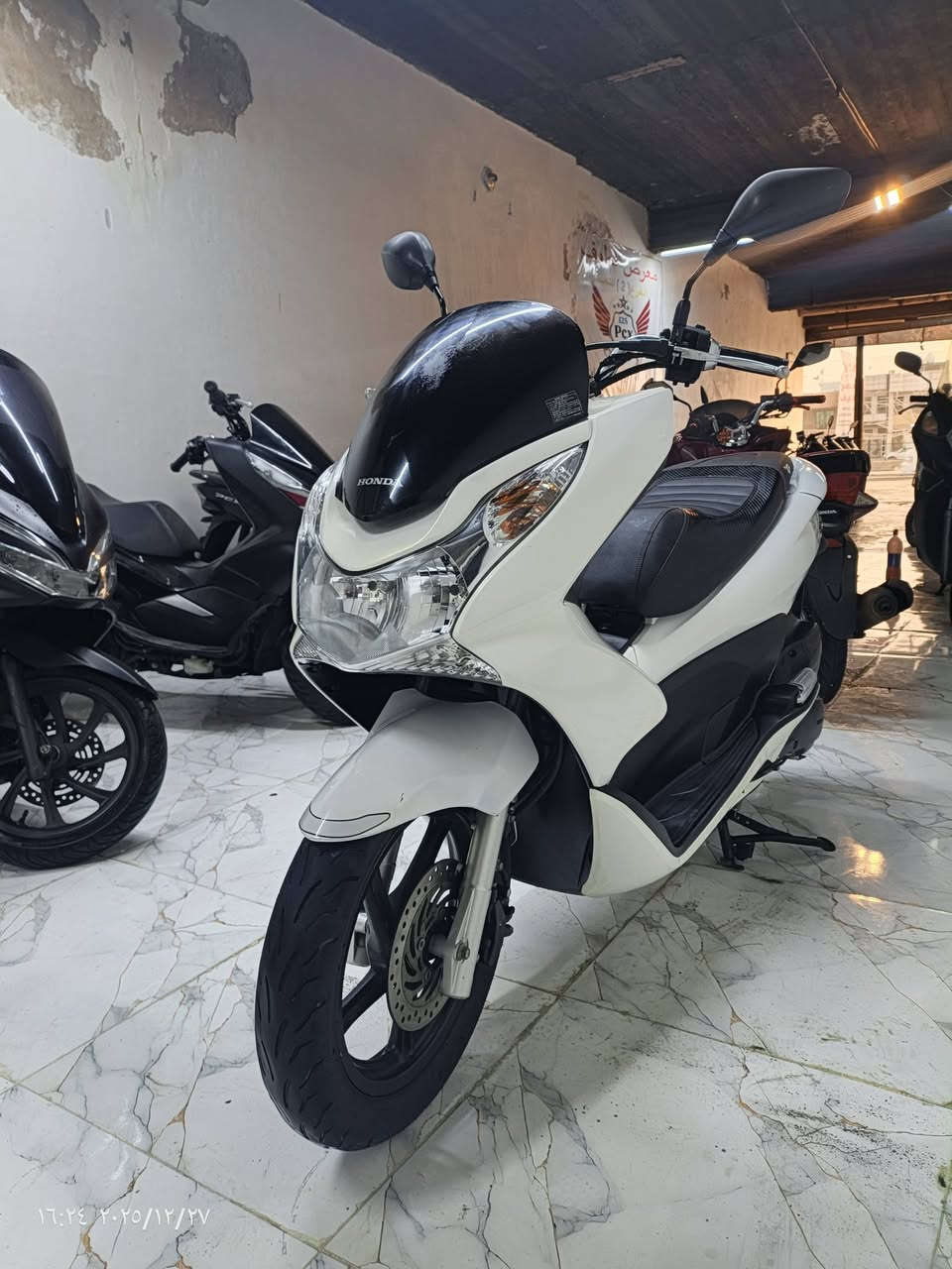 يا الله اللهم صل على محمد وال محمد  مجمع الطيف الفرع الثاني بغداد حي البتول قرب فلكه حي النصر نعرض لكم هاي القطعه الكرتون الواحد على واحد بي سي اكس الجيل الاول موديل 16 ياباني حجم المحرك 125 رقم‏‪***********‬‏ السعر  16 ماشية فقط 8الاف
