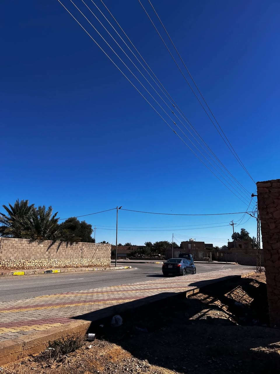 هيكل للبيع المساحة ٣٠٠ متر طابو صرف ركن
على شارعين تبليط 
يتكون من ديوانية وغرفتين وهول ومطبخ وصحيات 
الموقع / قرب ساحة الغاز 
الشارع المؤدي على السبحاني 
السعر ٣٢ مليون وقابل للتفاوض 
للاستفسار ***********
*********** زورونا موقعنا مكتب اليوسف للعقار فلكة جسر حجلان 
اليوسف للعقار
