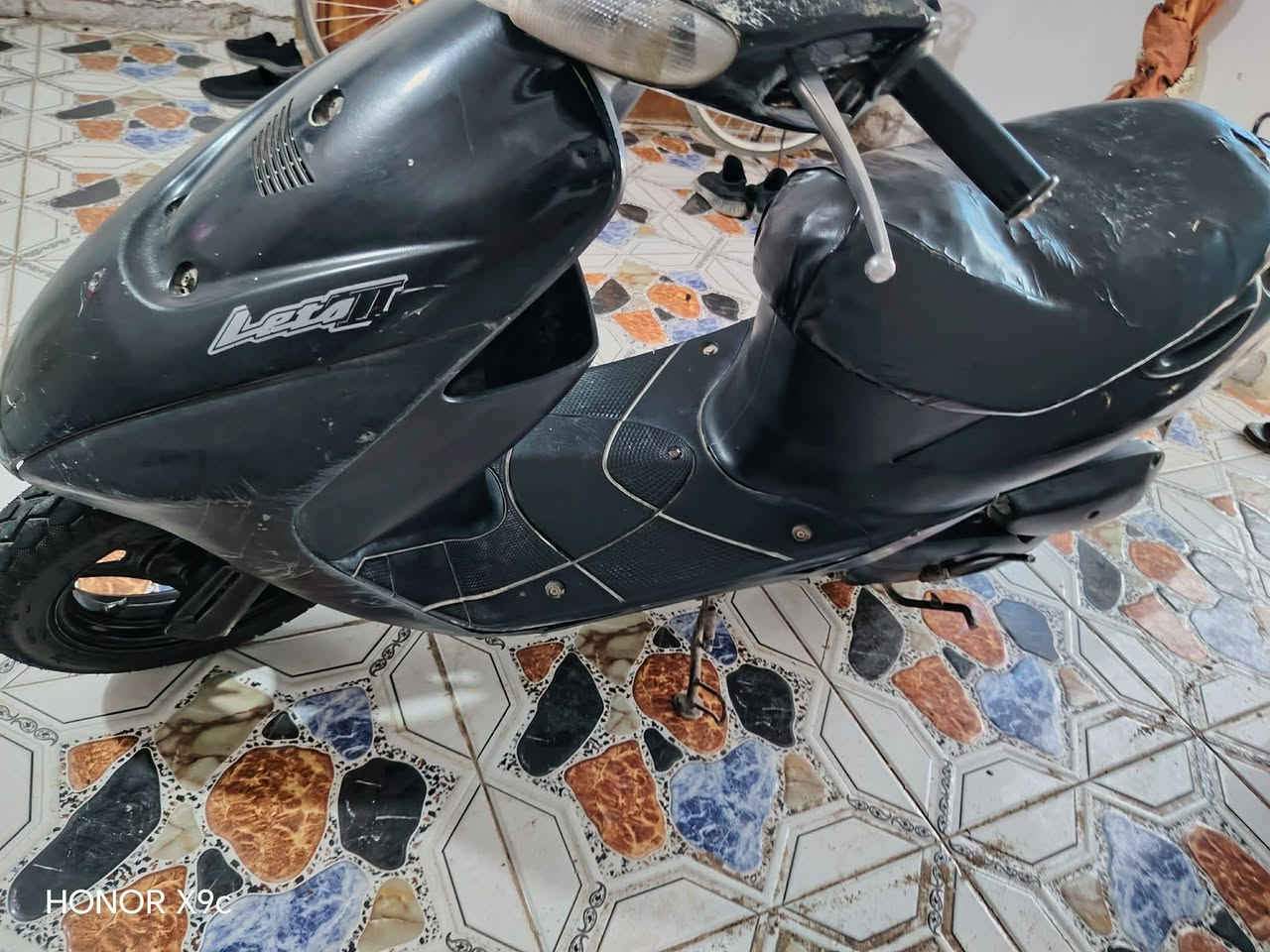 دراجه ساسوكي اوراق ب 200 وبيها مجال
***********
