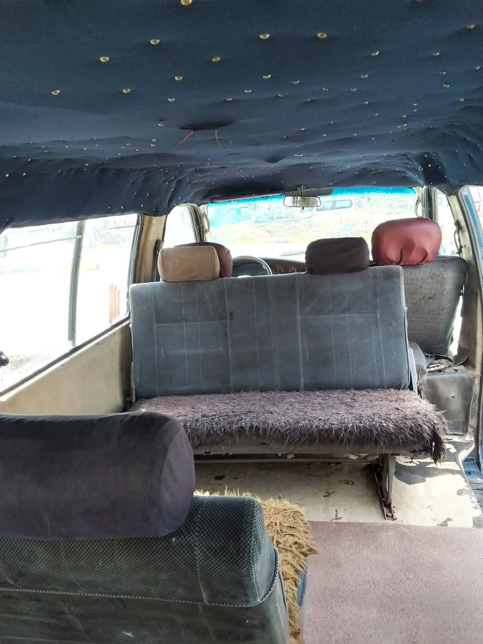 السلام عليكم سياره كيا بريجو موديل 97مكينه وكير بشرط بدون سنويه يعني حديد ابيع بس بشرط اتكفلهه مدني وعشائر  سياره جهزه  سعر 19وبيهه مجال ***********
