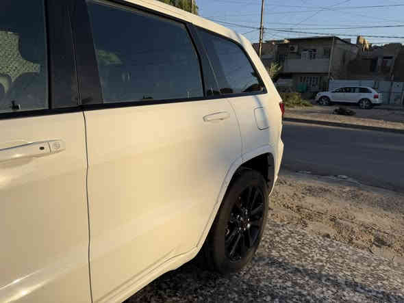 السلام عليكم

جيب بلاك توب للبيع

 محرك 6 سلندر 3600

الموديل  2020

ماشيه 62 الف 

لون ابيض

رقم بغداد 

وارد امريكي 

حادثها بسيط 

صور الحادث مرفقة بالمنشور

لغد شاصي كير مكينه مكفول

سستم سماعات هارمن كاردن harman/kardon

-بصمة تشغيل وابواب

-جنطة كهرباء

-حساس خلفي

-رادار جانبي

-نقطة عمياء 

-تدفئة مقعد السائق

كرسي السائق كهرباء

-تدفئة المقود

-مقود كهرباء

-المقاعد جلد

-نظام قيادة اقتصادي ورياضي وعادي

-شاشة كبيرة 
 

-نظام الملاحة والخرائط

-نظام تثبيت السرعة (الكروز)

-كاميرا دوارة اصلي

 -مرآة تعتيم عاكسة للضوء داخلية وجانبية

-اطارات حجم 20 اصلي

السعر 250 وبيها مجال

العنوان بغداد - الشعلة

الاستفسار

     
***********
