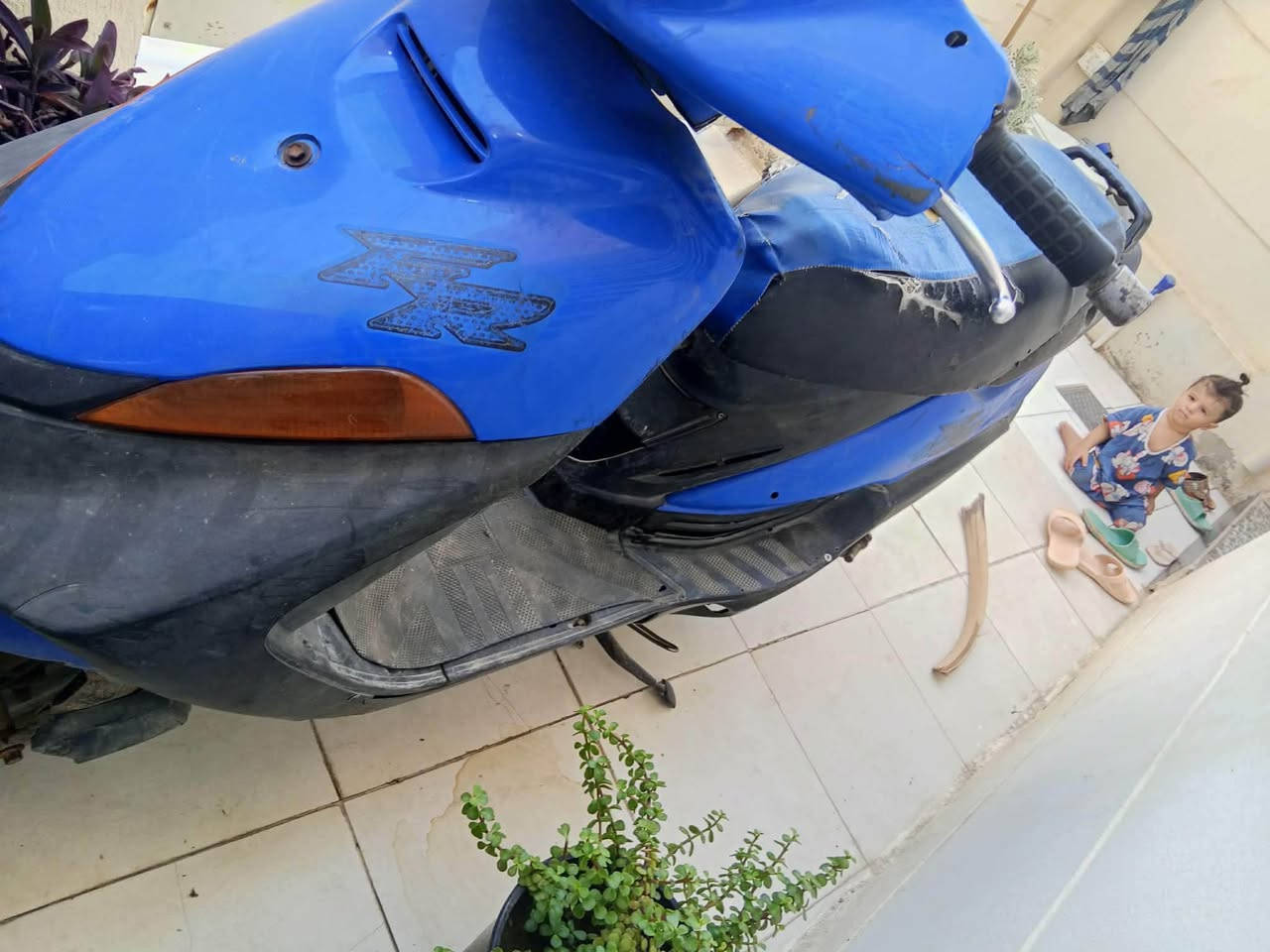 السلام عليكم فراشه شغاله بس أتبخر هندر واحد تشتغل 150 وبيه مجال ***********
