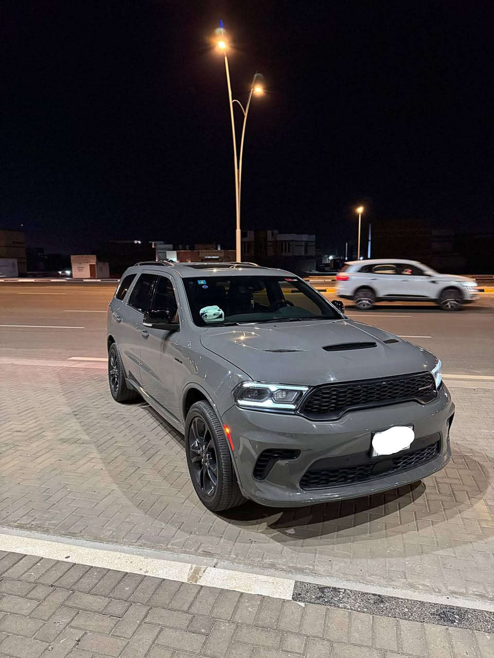 🔥 للبيع | دودج دورينكو RT Plus HEMI V8 🔥
😮‍💨🖤 موديل 2024 — سيارة هيبة وأداء

▪️ اللون: سمنتي  ✨
▪️ الترقيم: بصرة شهداء / ترقيم جديد
▪️ الممشى 15 ألف ميل 
▪️ المحرك: HEMI V8 5.7 🔥
▪️ وارد أمريكي 🇺🇸
▪️ السيارة على وضع الشركة ✨

🔧 تبديل:
بابين + جاملق + صفحة العبري

المواصفات:
✅ RT Plus
✅ نظام AWD فور ويل
✅ فتحة سقف
✅ بصمة تشغيل + بصمة أبواب
✅ كشنات جلد كهربائية خزن وضعيات
✅ تدفئة وتبريد للكشنات
✅ تدفئة كشنات خلفية + تدفئة ستيرن
✅ شاشة كبيرة + خرائط
✅ Apple CarPlay
✅ شفتات ستيرن
✅ ستيرن كهربائي
✅ تشغيل عن بعد
✅ صندوك كهربائي
✅ رادار أمامي + خلفي + نقطة عمياء
✅ حساسات خلفية
✅ وضعيات قيادة Sport / Eco
✅ مانع انزلاق
✅ تبريد 3 قطع ❄️
✅ لايتات LED زينون 💡
✅ AUX + Auto Stop

📍العنوان: البصرة

سيارة نظيفة جدًا ومرتبة
للي يريد القوة + الفخامة + صوت الهيمي 😮‍💨🔥 

الهاتف: ***********
السعر 308 

بدون مراوس ⚠️

