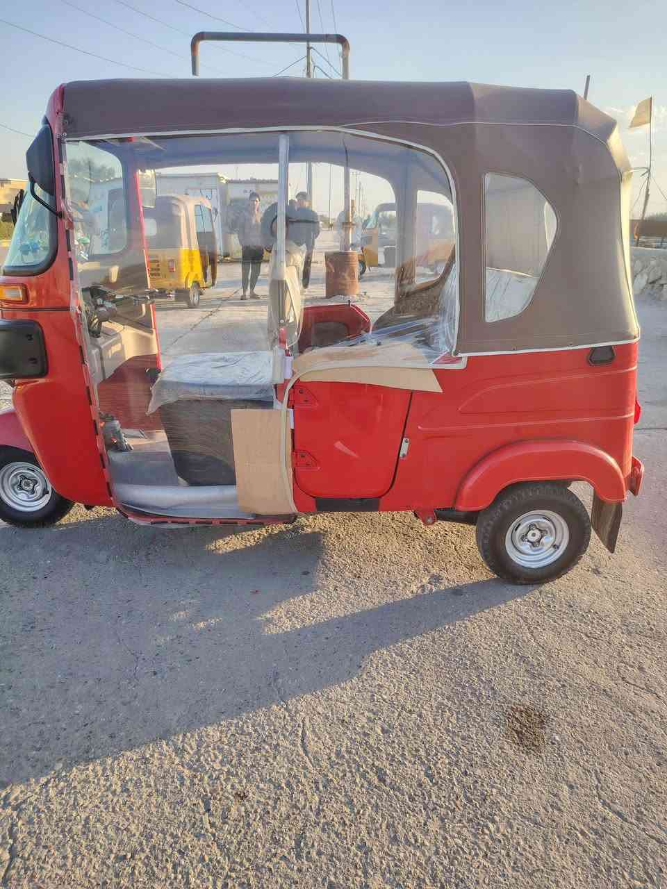 سلام عليكم تكتك 24 كفاله عامه كشره ومكينه مكاني ميسان مجر الكبير
للستفسار رقم 

***********
