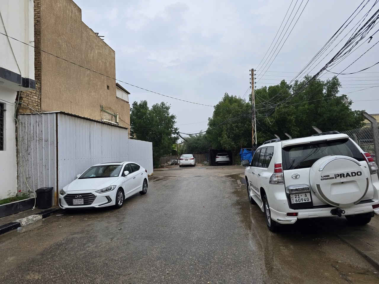 متابعينا الأفاضل 
 للبيع دار جديد 50m في حي #الوفاء موقع جيد  ويحتوي على غرفتين نوم الاولى ارضي والثانية بالطابق الاول (سويت) .
ثاني عقار عن شارع 20 و الساحة التي يقع فيها مركز شرطة الوفاء.
السعر 102 مليون قابل للتفاوض 
عنوان المكتب سايدين سلام -جامعة مقابل صيدلية الكوخ .
ارقامنا للتواصل
***********
***********
