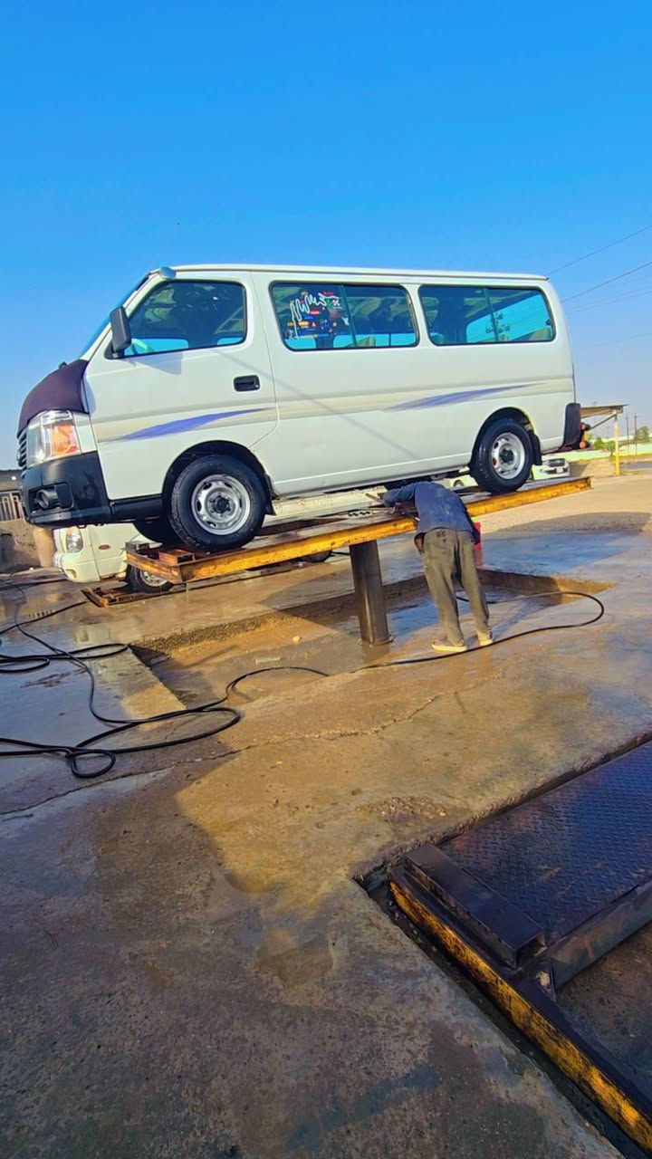 نيسان يورفان 2012 بيهة ضربة بجم وبيهة صندوك امبدل وبيهة بارة قليل بربع الاخير يم البك لايت الأيمن مكينة جديدة حاوية ما مفتوح بيهة برغي كير اكسل مكفولات تخم تاير جديد تريد شغال دوشمة جديدة باب سلايت كهربائي صدر امامي خلفي جديد السيارة عليهة غرامات كلهة علية ينقص من سعر السيارة السعر 135 العنوان بغداد جسر ديالى الكرغولية او تقاطع النهروان ***********
