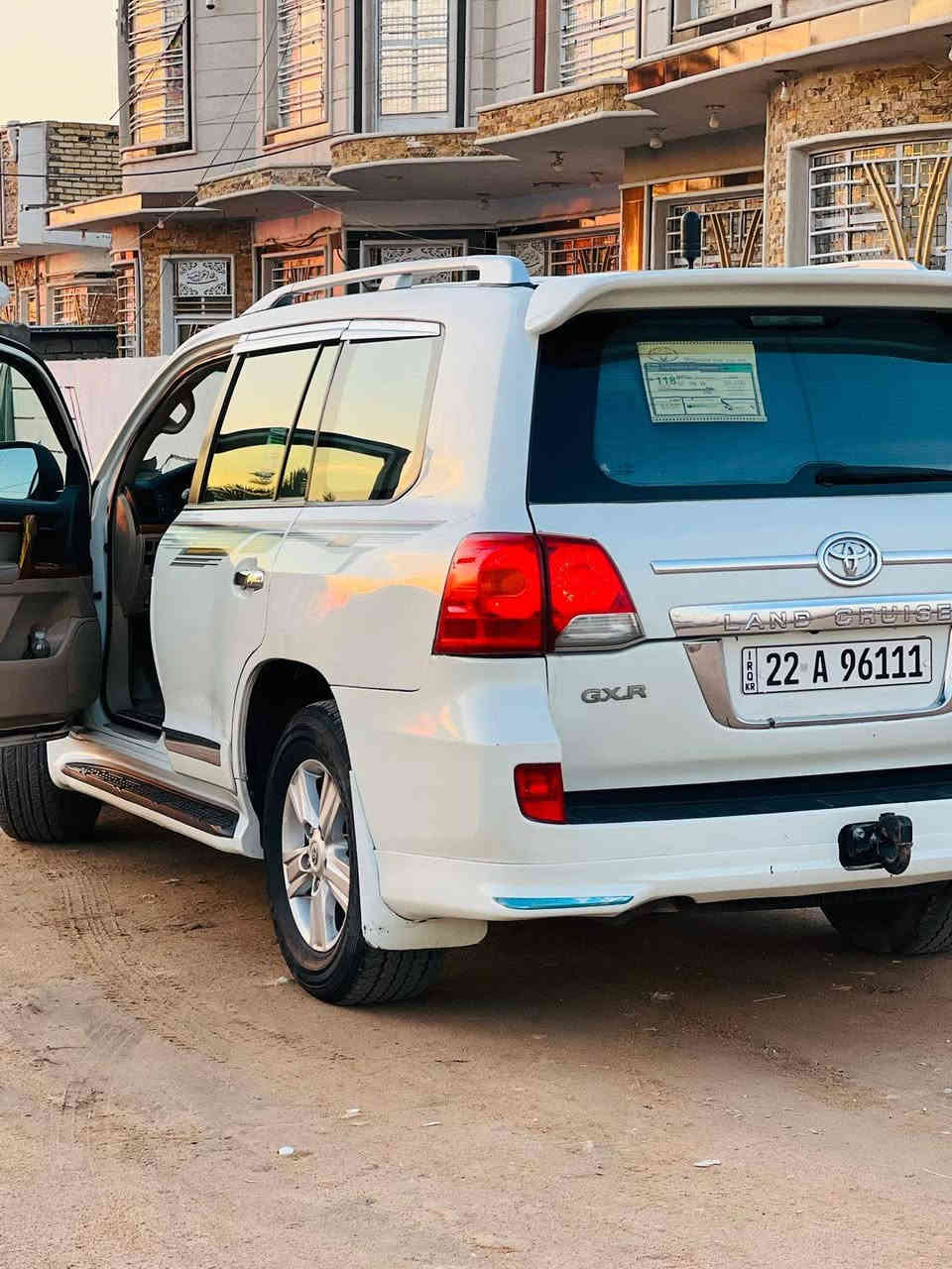 لاندكروز ١٣ رقم أربيل دولي بسمي ٦ سلندر مكينه وكير وحداديه تخم تاير وتبريد فتحه اشاير بالمري السياره متجايه ومصبوغه عام شواصي تكم مكفوله مكانها بابل القاسم الاستفسار *********** السعر ٢٦٥ وبيها مجال
