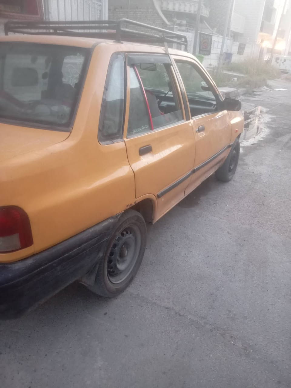 سايبه 2011 اب اسمي عليها غرامات ابيع صافي على المشتري المكان بغداد ***********
