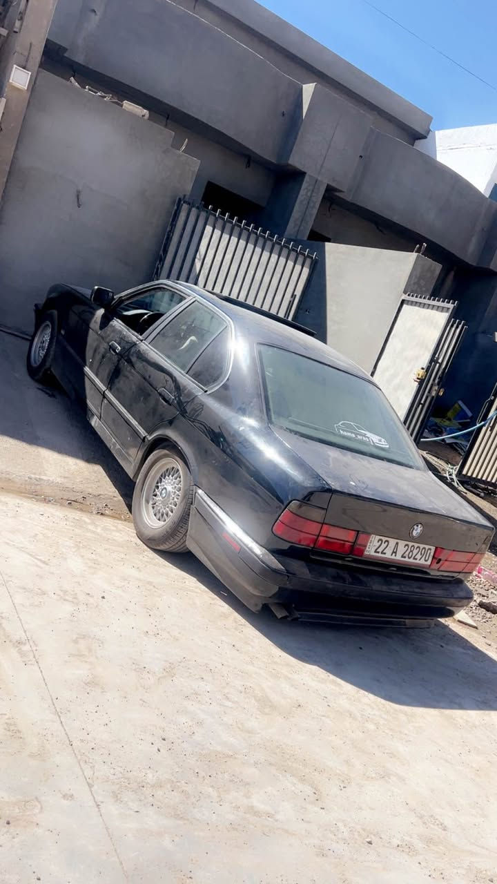 بيم 525 اوتوماتيك رقم سنةوية جديد موديل 1992 بية بطاقة بانزين كلشي جاهز.  فقط للمراوس وية كير عادي كركوك, العراق


**إذا كنت صاحب هذا الإعلان وتريد حذفه لأي سبب، رجاءا أرسل رسالة إلى الدعم الفني**