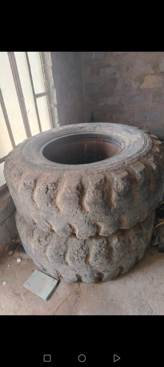 تخم تاير للبيع هندي شفل ٧٠ مع جوب وسفايف اتصل وتدلل ***********
