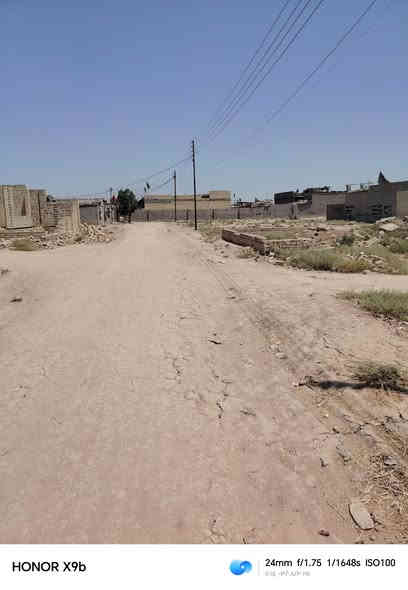 سلام عليكم قطعه ارض للبيع المساحه 300متر العنوان بغداد حي البتول شارع مترست الخيرات زراعي تحتوي على كافتا الختمات الاستفسار ***********
