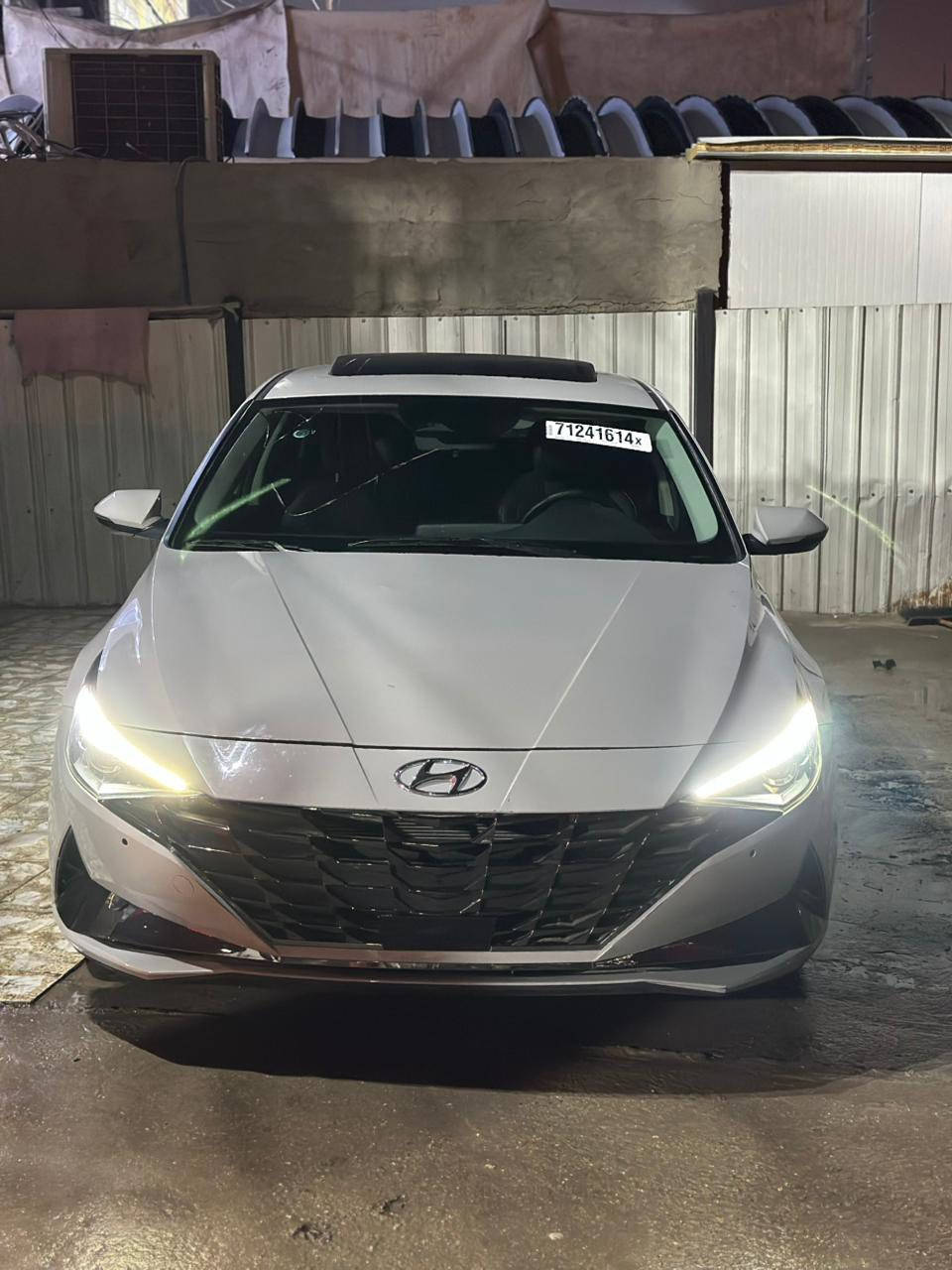 النترا 2023 هايبرد سمنتي سموك
فول مواصفات اعلى شي

مرقمة بغداد باسمي

السعر 145 ورقة 

ماشية 13 الف 

حادثها تبديل دعامية نفس لون 

سيارة مابيها قطرة صبغ 

*********** سجاد 

مكان السيارة بغداد كرادة او الزعفرانية
