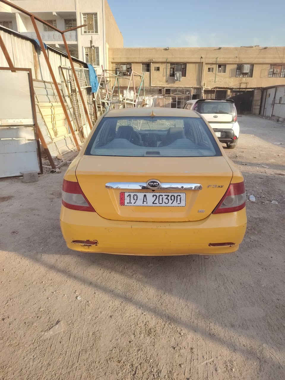 *********** @
بيوايدي  F3  موديل ١٢
 وتو ماتيك بلادي محرك ناسر كربلاء سياره بلادي بيهه طخطخات بسيطه مصفره رايدهه ٣٨ مكاني زعفرانيه
