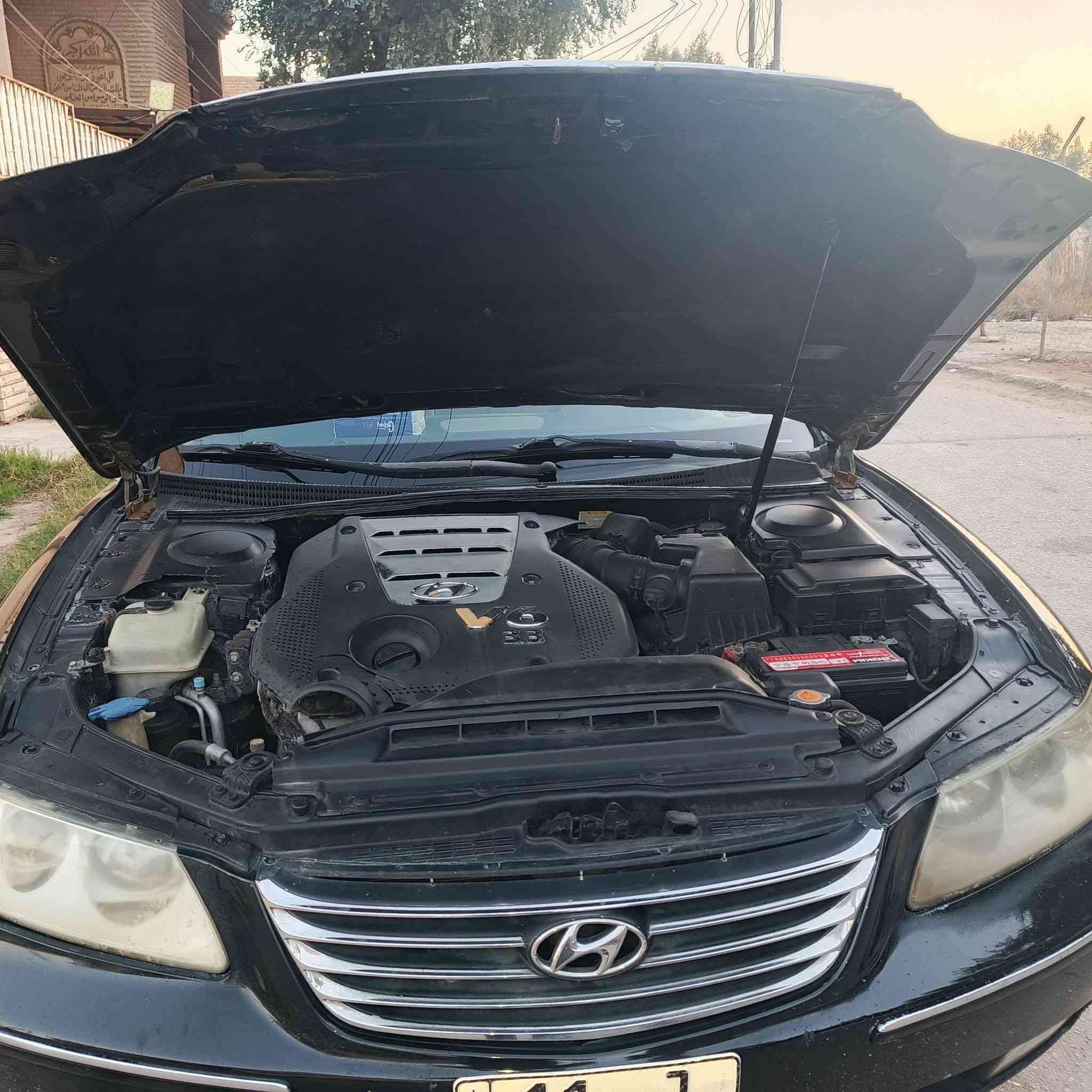 سلام عليكم
مكلف بالنشر 

هونداي ازيرا موديل 2007 

رقم بغداد انكليزي 

اللون اسود مصبوغة عام جماليه 

حادثها هلال جاملغ خلفي يسرى 

وجاملغ امامي ايمن جهة الصدر 

كشنات كهرباء مخمل 

تحكم استيرن جهيتين 
مكاني الدورة الجمعية 
السعر المطلوب 80 ورقة وبيها مجال بسيط للاستفسار اكثر الاتصال على 

‏***********‬

‏‪***********‬‏
