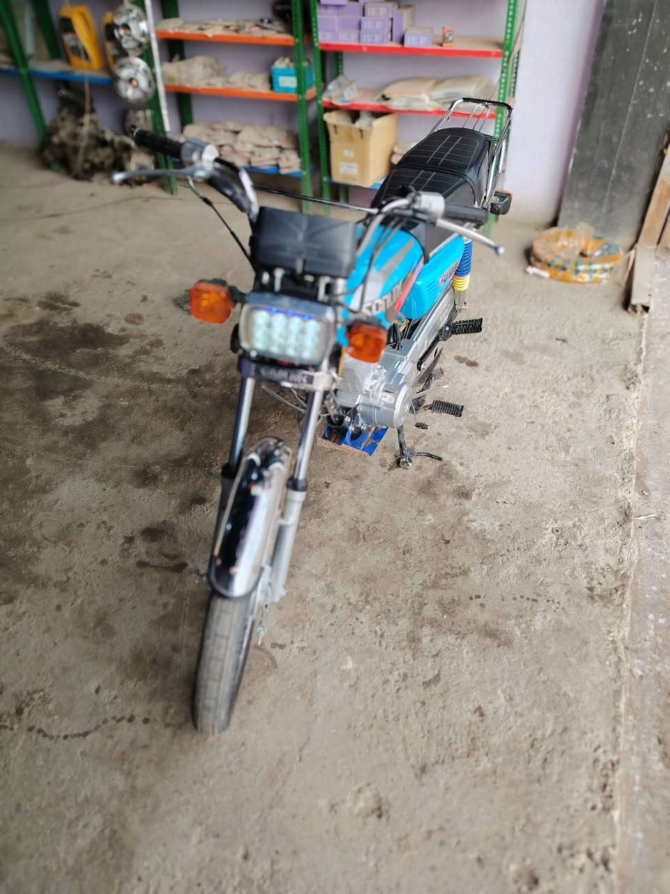 السلام عليكم
دراجه تايكر سونلنك للبيع كامله ونضافه فول موديل ٢٤
اوراق كامله مال معرض وكلشي بيهه شغال 
السعر ٦٠٠ وبيهه مجال 
مكاني مسيب شارع النزله مقابل برج الاذاعه 
محل عمار المرشدي
رقمي ***********
