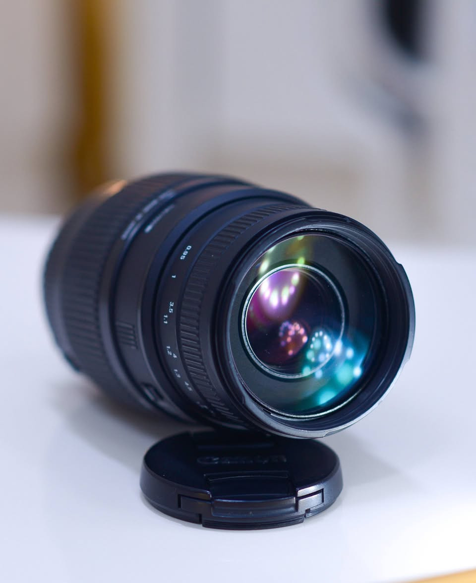 كانون 6d mark 2
✅مع عدسه 85mm

✅وعدسة ثانية 300-70 ((هدية))) نظافة 99% بيها خلل بسيط لكن شغالة بشكل طبيعي وكل أزرارها تشتغل هم وتصور مايكرو ارجع واكول هديةةة

✅كاميرا نظيفةة كلشش شخط مابيها ، شترها 24 ملحقاتها كاملةةة مستعجل على بيعتها

✅سعرها مليون و 200 الف مع التوصيل سعر نهائي اخوان ،

✅عنواني نجف


**إذا كنت صاحب هذا الإعلان وتريد حذفه لأي سبب، رجاءا أرسل رسالة إلى الدعم الفني**