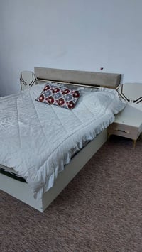 نظيفة جداً • ٥ قطع • طقم نوم