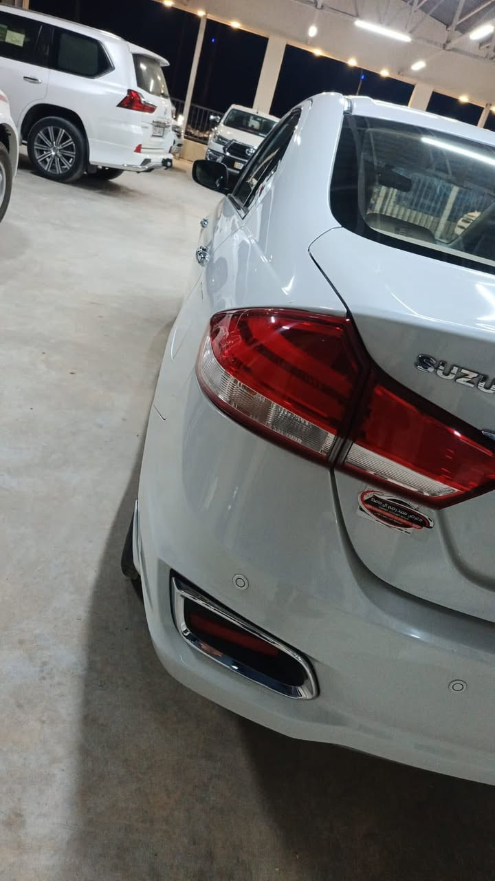 للبيع سازوكي ٢٠٢٢ معوقين رقم مثنى بيها صبغ قطعتين ماشيه ٩١ الف لااستفسار ***********
