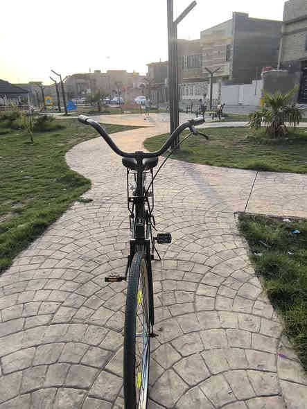 بايسكل سانتوس زيتوني مديل الفين وعشرين بسعر 135 بي بي مجال / البصره حي المهندسين***********
